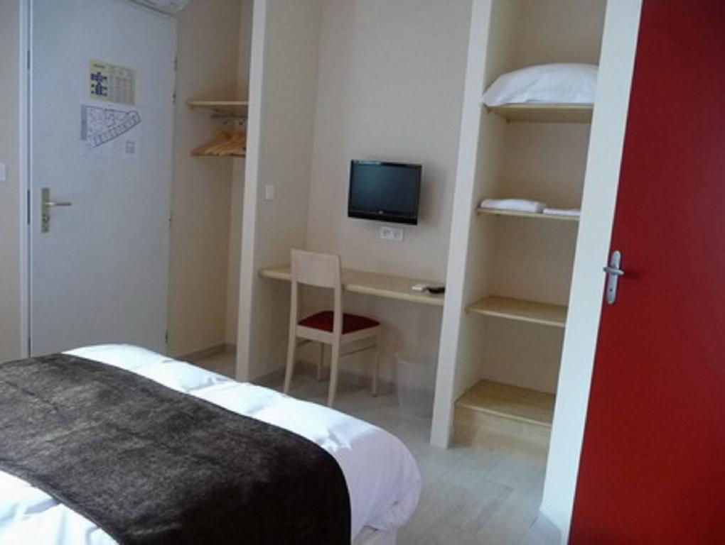 La Godiniere Hotel Шоле Екстериор снимка