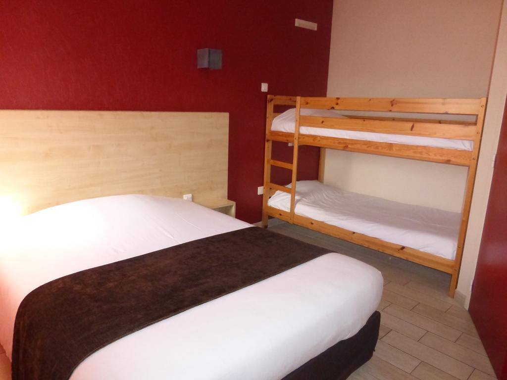 La Godiniere Hotel Шоле Екстериор снимка