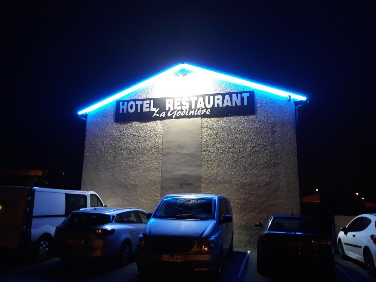 La Godiniere Hotel Шоле Екстериор снимка